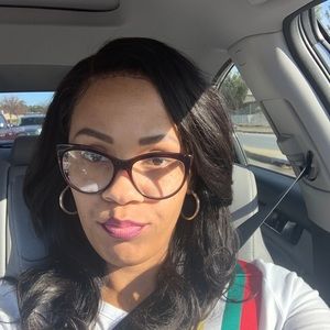 Meet your Posher, Falon